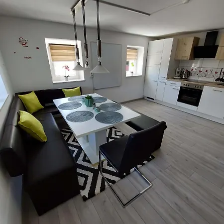 Ferienparadies Haus Monica Weikertsham