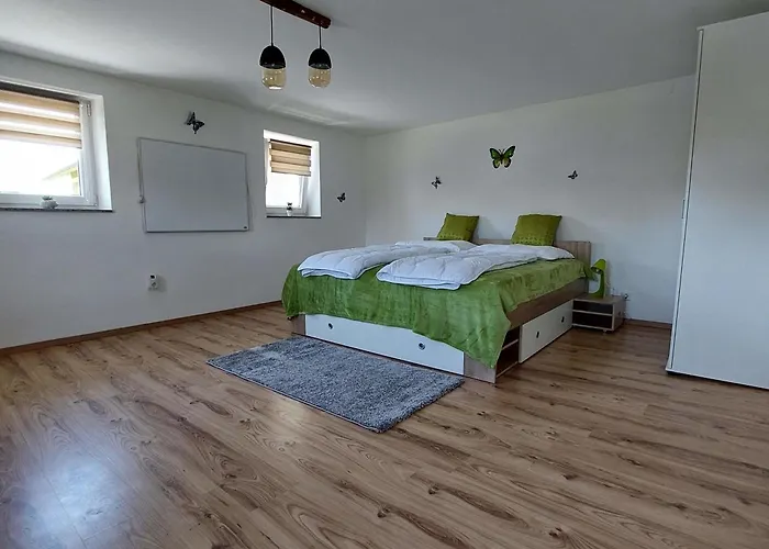 Tatil Evi Ferienparadies Haus Monica Weikertsham